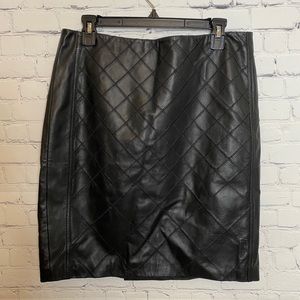 NWT WHITE HOUSE BLACK MARKET leather skirt 12